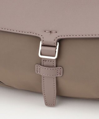 Y'SACCS ミリタリーフラップショルダー　Mサイズ グレージュ