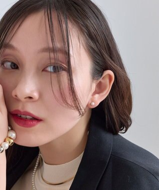 Phoebe ミニワンポイントパールピアス