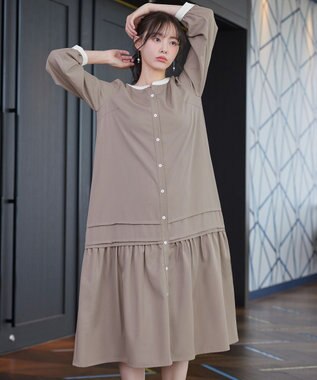 Tiaclasse L ピンタックギャザークレリックシャツワンピース グレージュ