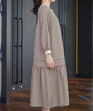 Tiaclasse L ピンタックギャザークレリックシャツワンピース グレージュ