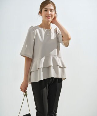 組曲 L 【接触冷感・吸湿・UVカット】ジョーゼットジャージーフリルブラウス サンドベージュ系