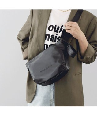 PELLE BORSA コンパクトラウンドショルダー Cheers チアーズ 4686 ブラック