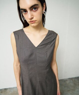 GRACE CONTINENTAL トリアセリネンフレアマキシ チャコール