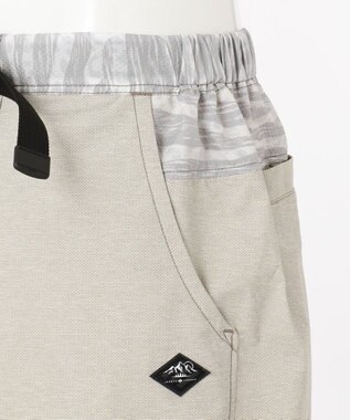 JOSEPH ABBOUD MOUNTAIN スラブシャンブレーストレッチ ショートパンツ アイボリー系