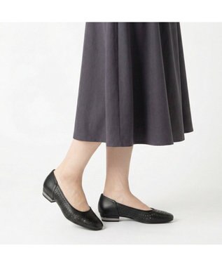 Riz raffinee <Riz raffinee>カットワークフラットパンプス ブラック