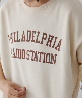 AMERICAN HOLIC カレッジロゴ裏起毛プルオーバー Ivory