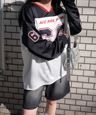 WEGO VネックナンバリングサテンBIGスウェット ブラック