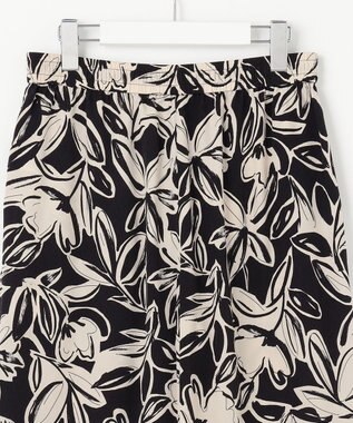 自由区 L 【カタログ掲載・ウエストゴム・洗える】モノトーンフラワープリントワイド パンツ オフｘブラック