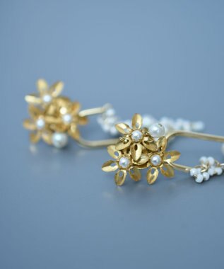 monshiro ユキヤナギモビール イヤリング ホワイト×ゴールド