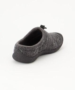 JOSEPH ABBOUD MOUNTAIN 【KEEN】MENS HOWSER III　SLIDE シューズ グレー系