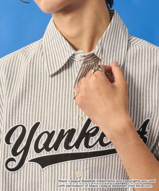 WEGO 【ユニセックス着用ITEM】別注MLBストライプグラフィックシャツ（SS） ホワイトストライプ