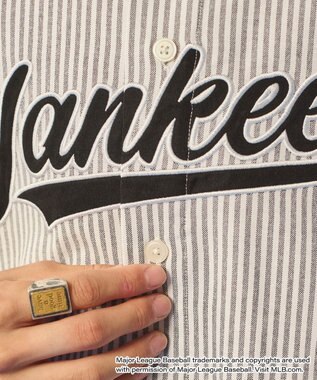 WEGO 【ユニセックス着用ITEM】別注MLBストライプグラフィックシャツ（SS） ホワイトストライプ