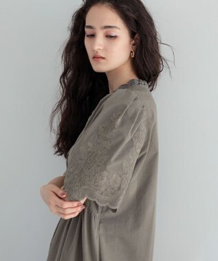 Green Parks ■ＥＳＣＡＲ　刺繍スリーブギャザーワンピース Khaki