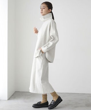 Green Parks 圧縮ポンチゆるタートルプルオーバー Ivory