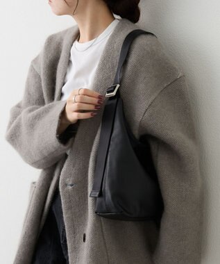 russet レザーホーボーバッグ M(CE-1658) Black