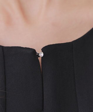 Tiaclasse 【洗える】ビジュー付きフロント切替タックワンピース ブラック