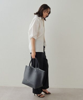 IACUCCI オペラ L CERVO/STAMPA INTERNA ネイビー