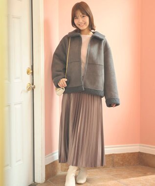 Feroux サテン プリーツスカート グレー系