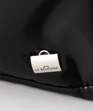 LA BAGAGERIE メタリックドロストポケット　ショルダーバッグ ブラック