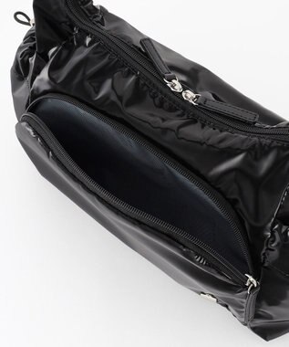 LA BAGAGERIE メタリックドロストポケット　ショルダーバッグ ブラック