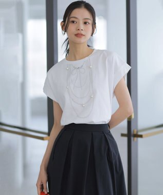 組曲 【WEB限定】トロンプルイユ パールネックレスＴシャツ ホワイト系