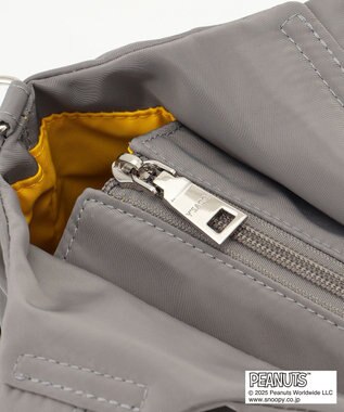 Y'SACCS SNOOPYデザイン　ギャザー2wayミニトート グレー