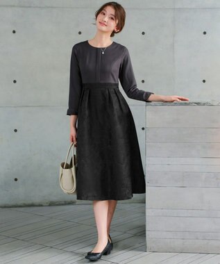 Tiaclasse フラワージャガードドッキングワンピース チャコールグレー×ブラック