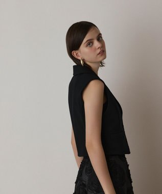 GRACE CONTINENTAL トリアセジャージジレ ブラック