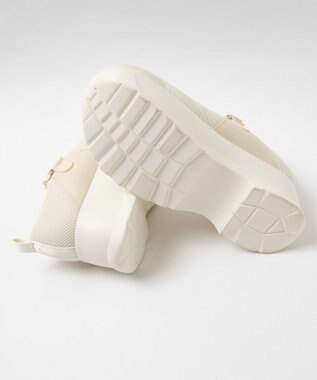 WEGO フリルベルクロシューズ ホワイトアイボリー