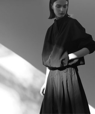 23区 L 【エステータ】エンシュクライト ジップブルゾン ブラック系