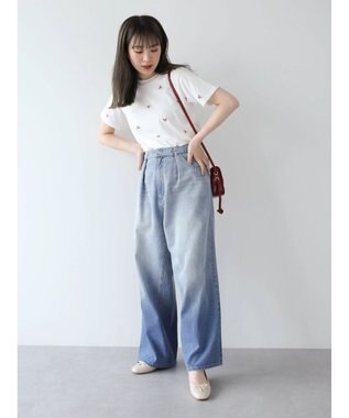 Green Parks ・Ｄｏｕｂｌｅ　Ｆｌａｇｓ　リボン刺繍ＴＥＥ Off White