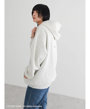 Green Parks ムジークタイガー／裏起毛刺しゅうフーディー Oatmeal