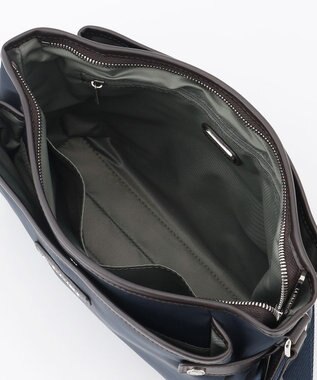 LA BAGAGERIE 【撥水ナイロン】ベーシックポシェット ネイビー