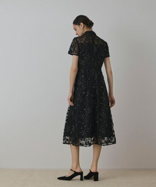 GRACE CONTINENTAL フラワ－フレアドレス ブラック