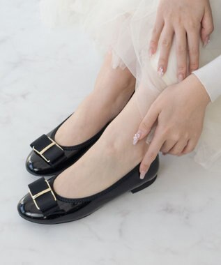 Bridget Birkin 【Bridget Birkin】バックルグログランリボンレインパンプス