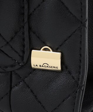 LA BAGAGERIE シープキルトWストラップスクエアショルダー ブラック