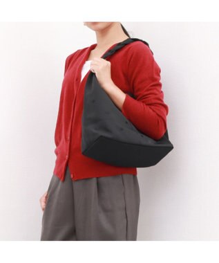 UNBILLION カシュカシュ cachecache / 三つ編みハンドルドット刺繍トート ブラック