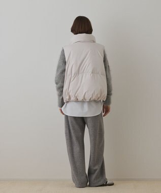 GRACE CONTINENTAL スタンドカラーダウンベスト キナリ