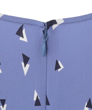 ICB 【UVケア・速乾】Back Satin Amunzen クルーネックブラウス スマルトブルー柄