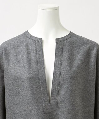 23区 【エステータ】ウールツイルジャージー スリットネック ブラウス グレー