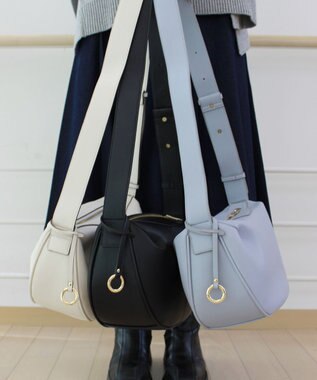 組曲 【人気につき再入荷！】ハーフムーンショルダー バッグ アイボリー系