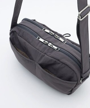 LA BAGAGERIE 【MONICA】クリンクルナイロン　ドロストショルダーバッグ グレー