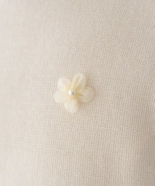 earth music&ecology フラワーモチーフニットベスト Ivory