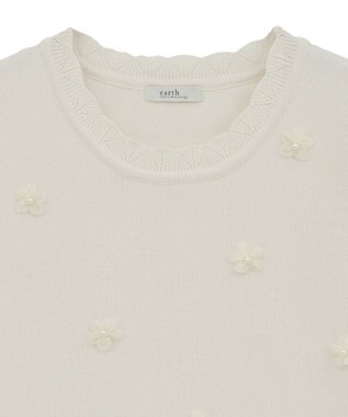 earth music&ecology フラワーモチーフニットベスト Ivory