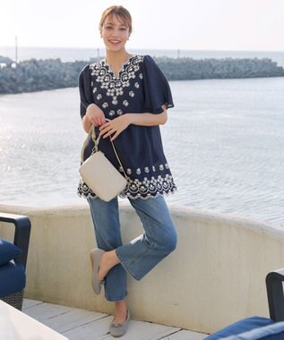 Tiaclasse 【洗える】スカラップレースチュニックブラウス ネイビー