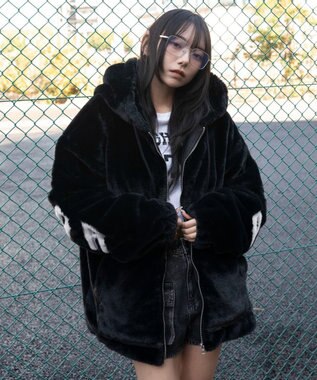 WEGO 【ユニセックス着用ITEM/MLサイズ展開】エコファーグラフィックブルゾン ブラック