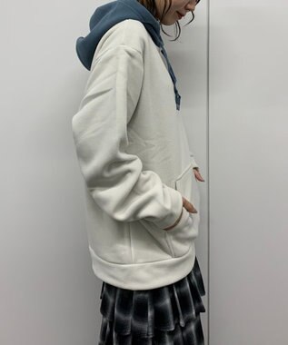 WEGO 【ユニセックス着用ITEM】ワッフルフリースOP刺繍プルパーカー ホワイトアイボリー