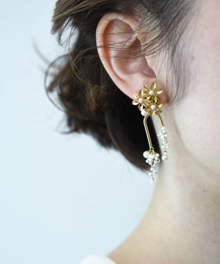 monshiro ユキヤナギモビール イヤリング ホワイト×ゴールド