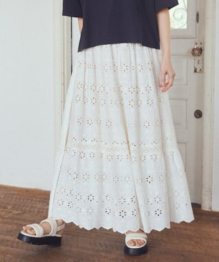 earth music&ecology シフリー刺繍スカート Ivory