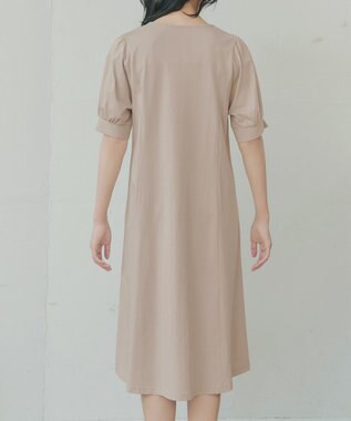 Tiaclasse 【おのののかさん着用】「サマケア」パフスリーブAラインワンピース グレージュ